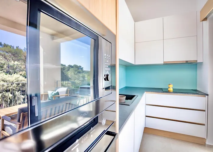 Apartment Azure Breeze Artatore *