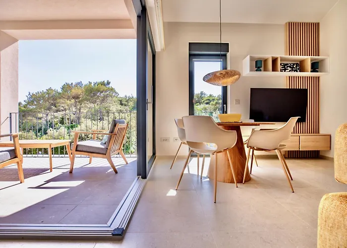 Azure Breeze Artatore